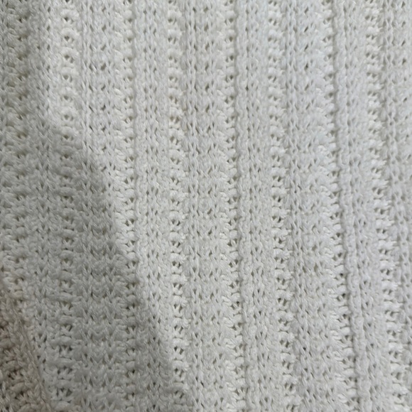 GAP Women's Cream and Tan Sweater - Picture 3 of 5